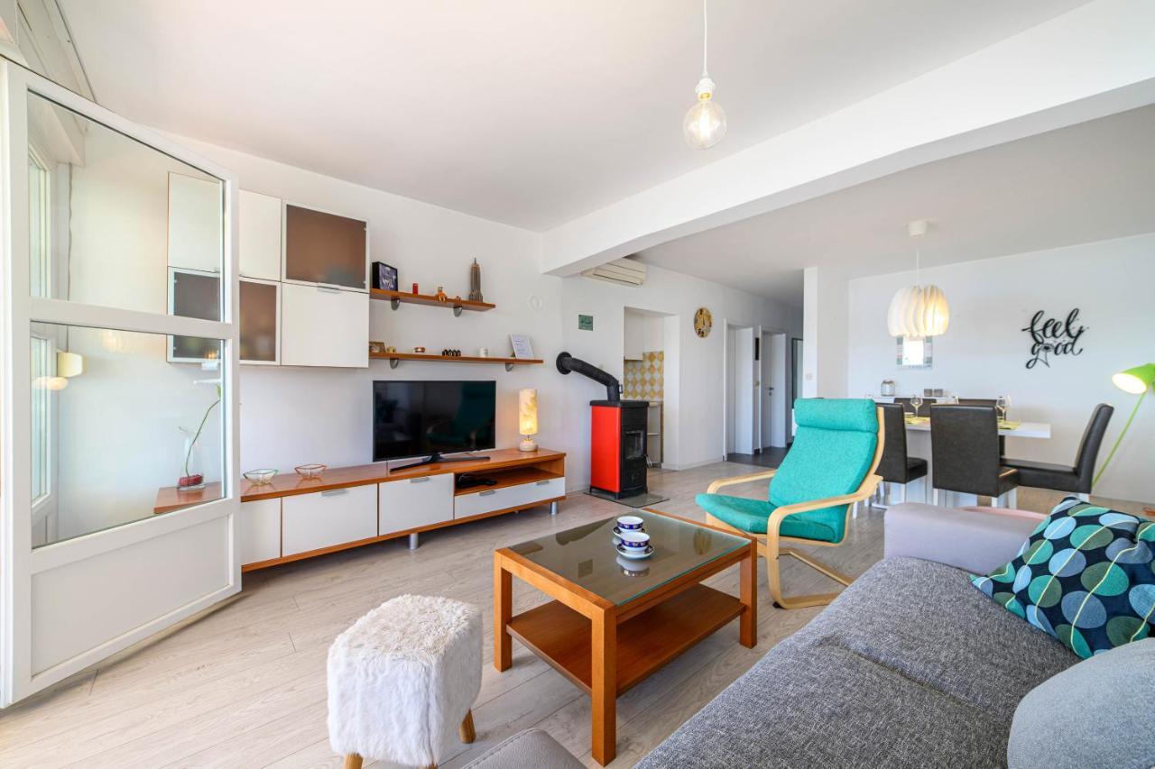 Apartment Seaside Zaboric Eksteriør bilde